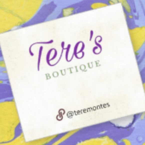 NEW! Vintage Daisy Stud Earrings with Faux Turquoise - Picture 2 of 10